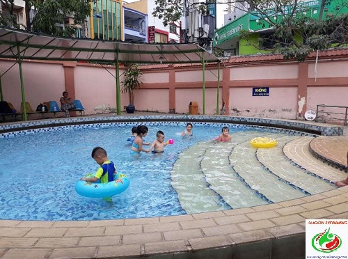 Bể bơi trẻ em của hồ bơi Vân Đồn quận 4